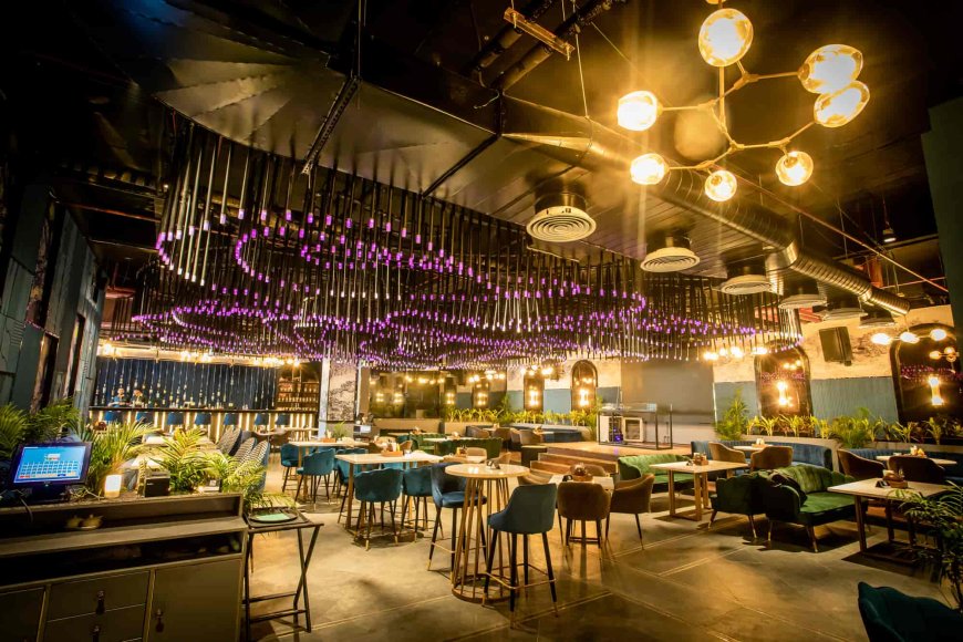 "Noida Nightlife: 10 Must-Visit Bars and Clubs for an Epic Night Out"